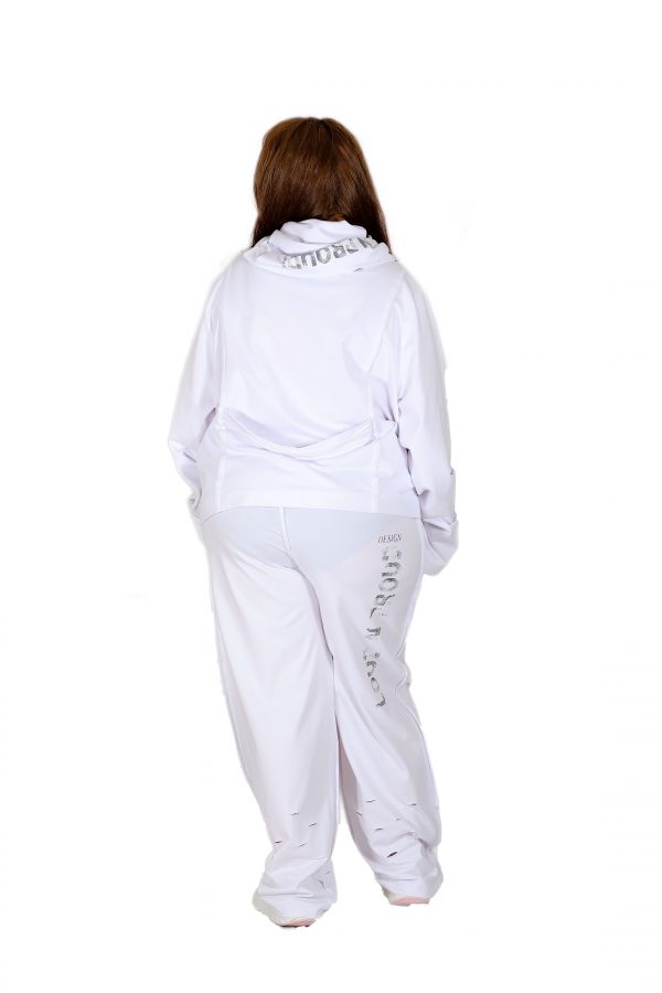 White Shabby Pants with Elastic Waist, Pockets, Laser Cut Details on the Cuffs - Image 3